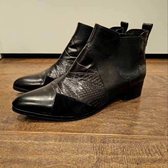 Coach Suffolk Patchwork Black Leather Women's Ankle Bootie sz 8m - Picture 8 of 11